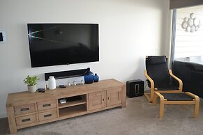 Waterview- Stoneleigh at Yarra