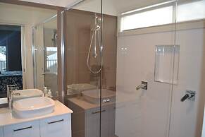 Waterview- Stoneleigh at Yarra