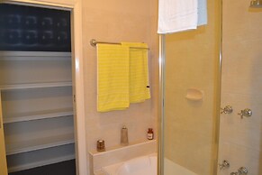 Waterview - 2 Doc Crt