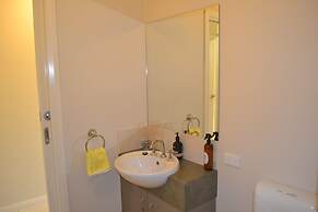 Waterview - 2 Doc Crt