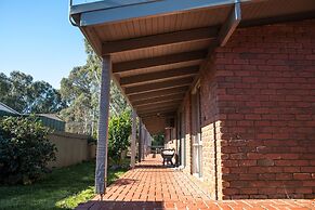 Water's Edge Bundalong
