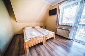 Pokoje i Apartamenty Nad Potokiem