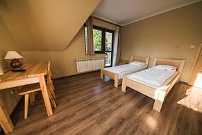 Pokoje i Apartamenty Nad Potokiem