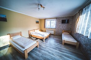 Pokoje i Apartamenty Nad Potokiem