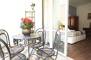 Unique Luxury Apartment and Rooms