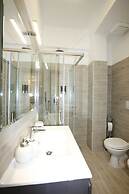 Unique Luxury Apartment and Rooms