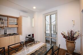 Unique Luxury Apartment and Rooms