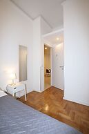 Unique Luxury Apartment and Rooms