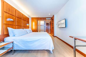 Port Azafata Valencia Hotel