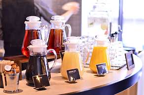 JR East Hotel Mets Premier Gotanda