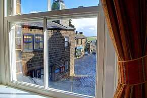 The Old White Lion Hotel