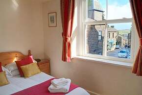 The Old White Lion Hotel