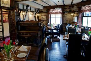 The Old White Lion Hotel