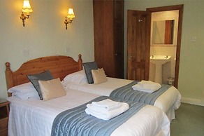 The Old White Lion Hotel