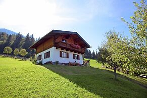 Apartment in Huttau Near ski Area