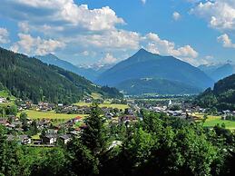 Lush Holiday Home in Hüttau near Ski Area