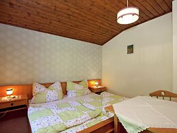 Cozy Apartment in Sankt Johann im Pongau near Ski Area