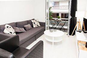 Modern Glamorous Apt in Athens DT