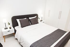 Modern Glamorous Apt in Athens DT
