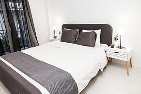 Modern Glamorous Apt in Athens DT