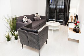 Modern Glamorous Apt in Athens DT
