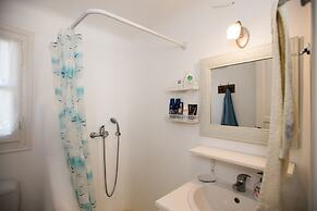 Villa Anemoessa Olive Green with Pool