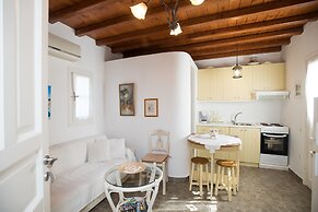 Villa Anemoessa Olive Green with Pool