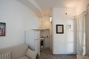 Villa Anemoessa Royal Violet with pool