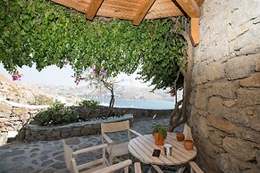 Villa Anemoessa Royal Violet with pool