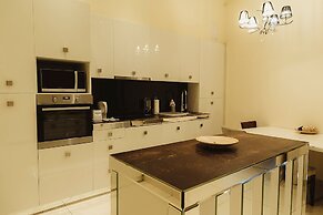 József - Group Apartment with Sauna