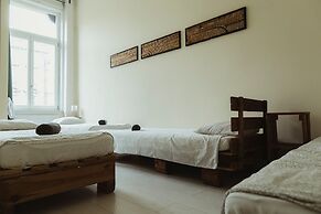 József - Group Apartment with Sauna