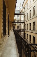 József - Group Apartment with Sauna