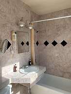 Copperhood Retreat & Spa