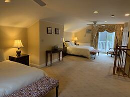 Copperhood Retreat & Spa