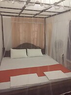 toropi homestay
