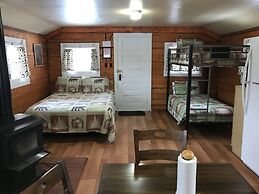 Grandview Cabins & RV Resort
