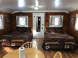 Grandview Cabins & RV Resort