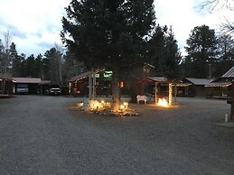 Grandview Cabins & RV Resort