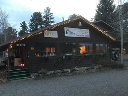 Grandview Cabins & RV Resort