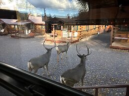 Grandview Cabins & RV Resort