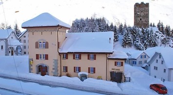 Sust lodge