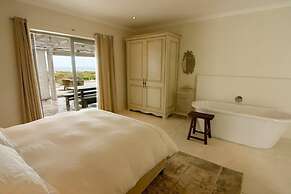 Bamboesbaai Beach House