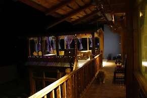 Happy Times Theme Inn