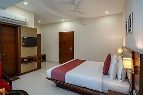 Admire Inn