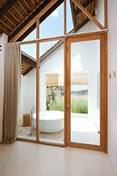 Roukh Kiri Khaoyai, The Centara Collection