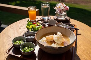 Roukh Kiri Khaoyai, The Centara Collection