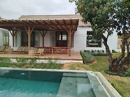 Roukh Kiri Khaoyai, The Centara Collection