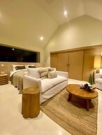 Roukh Kiri Khaoyai, The Centara Collection