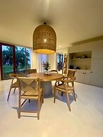 Roukh Kiri Khaoyai, The Centara Collection