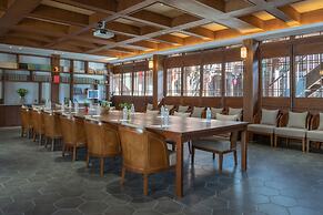 Lijiang Passing-Cloud Resort